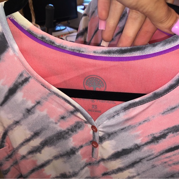 Healing Hands Purple Label Two Button Jewel Neck tie-dye scrub top - Picture 10 of 11